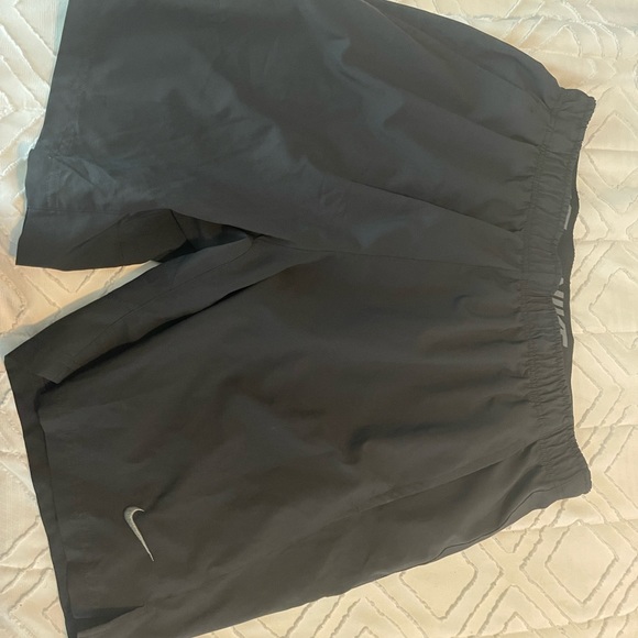 Nike Shorts used/black - Picture 2 of 3